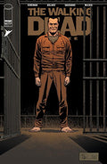 Preorder By 06/22 ~ WALKING DEAD DELUXE #141 CVR B CHARLIE ADLARD & DAVE MCCAIG VAR (MR)